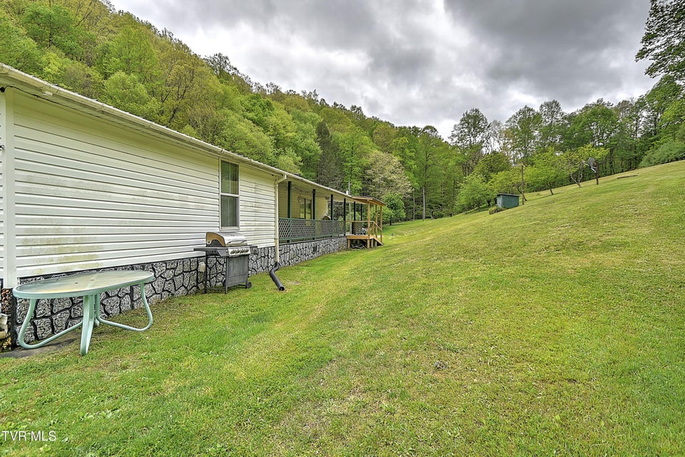 Photo #40: 903 Flatwoods Road