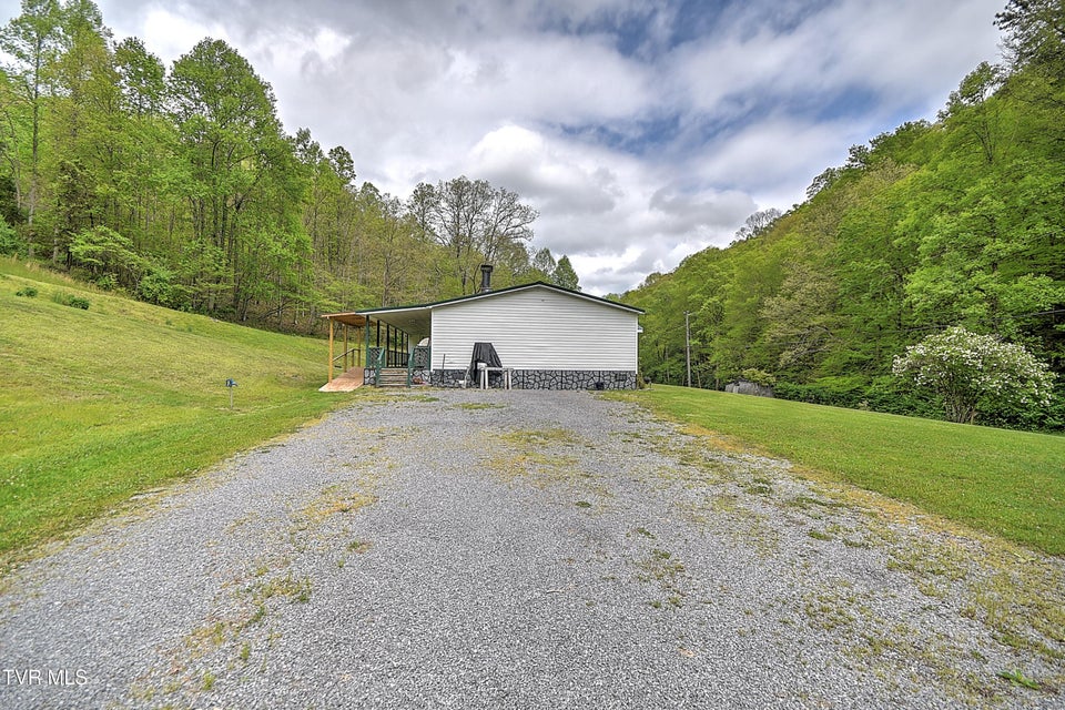 Photo #43: 903 Flatwoods Road