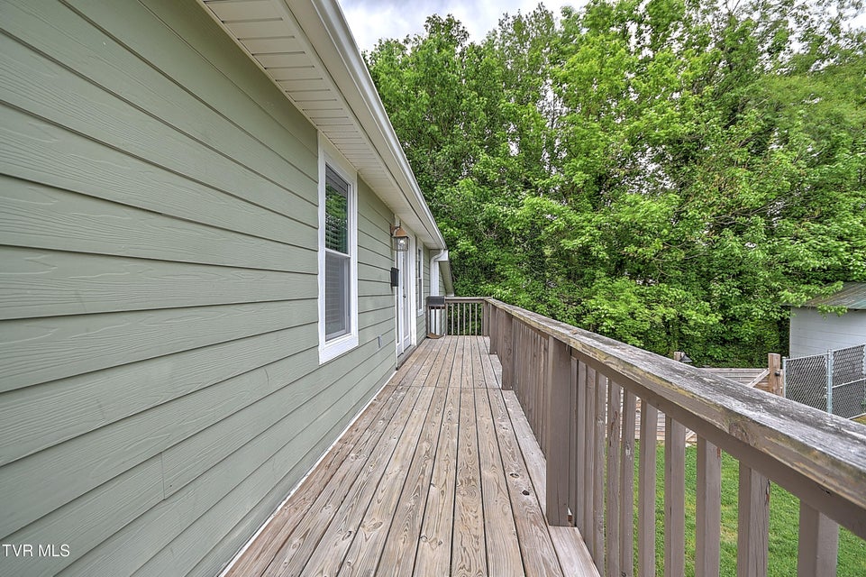 Photo #24: 257 Mockingbird Lane