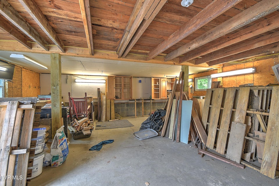 Photo #26: 257 Mockingbird Lane