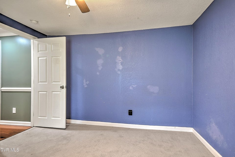 Photo #16: 257 Mockingbird Lane