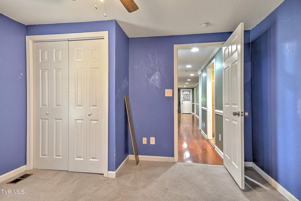 Photo #15: 257 Mockingbird Lane