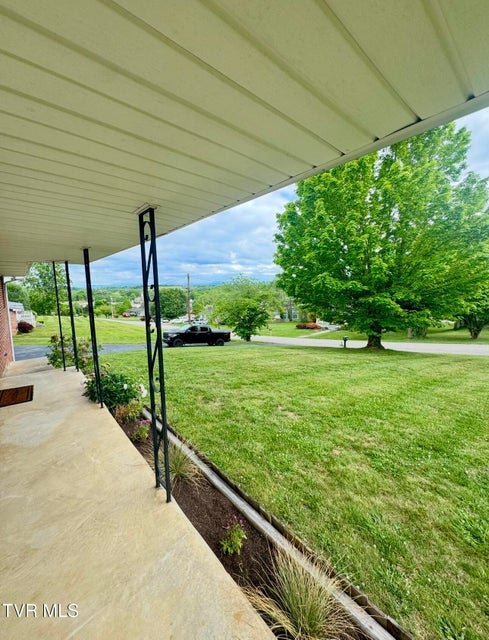 Photo #21: 138 Richard Street