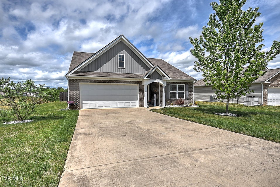 Photo #2: 3132 Phillips Way