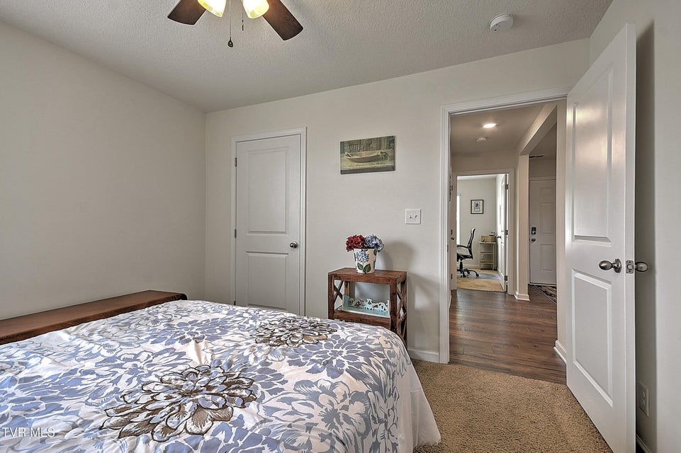 Photo #31: 3132 Phillips Way