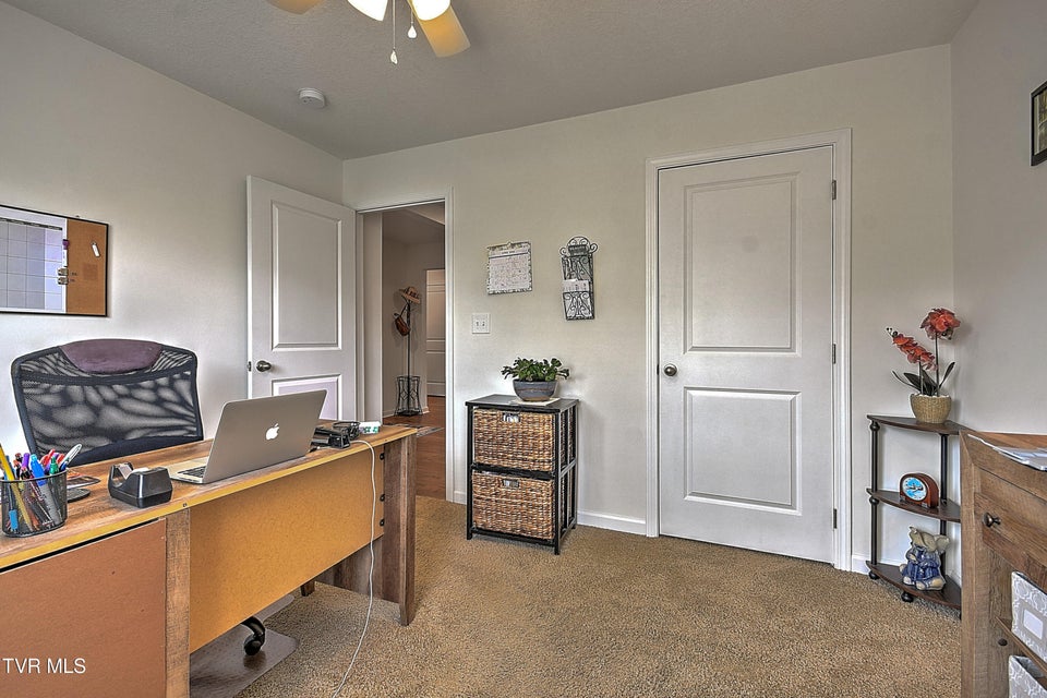 Photo #36: 3132 Phillips Way