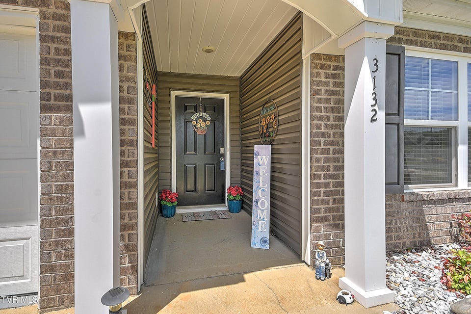 Photo #5: 3132 Phillips Way