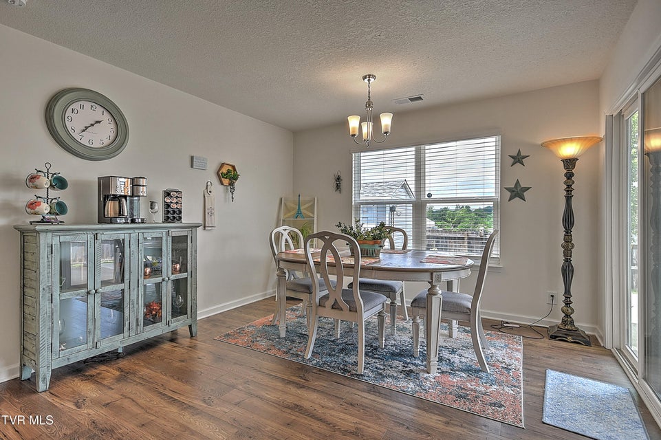 Photo #18: 3132 Phillips Way