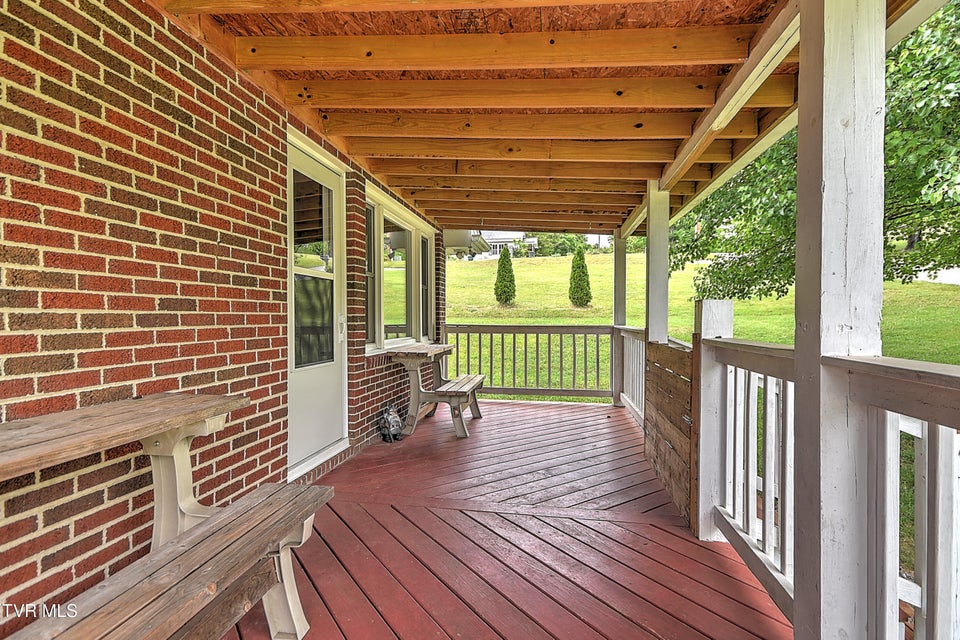 Photo #20: 257 Mockingbird Lane