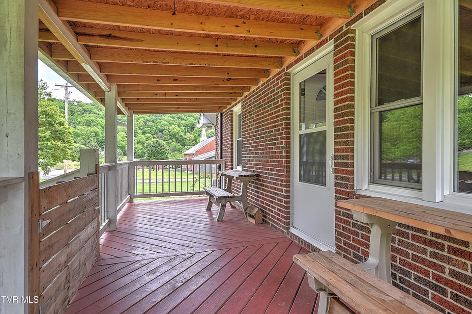 Photo #21: 257 Mockingbird Lane