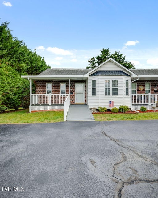 Photo #2: 617 Race Street