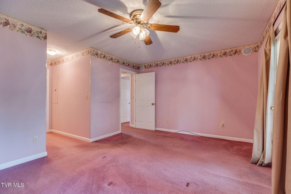 Photo #16: 617 Race Street