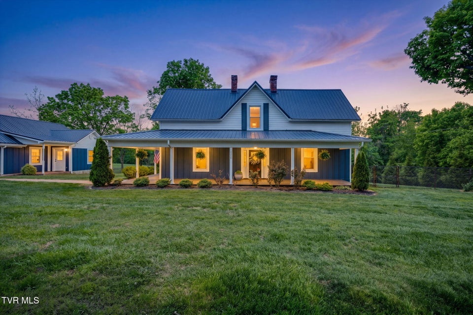 Photo #4: 1360 Cora Lane