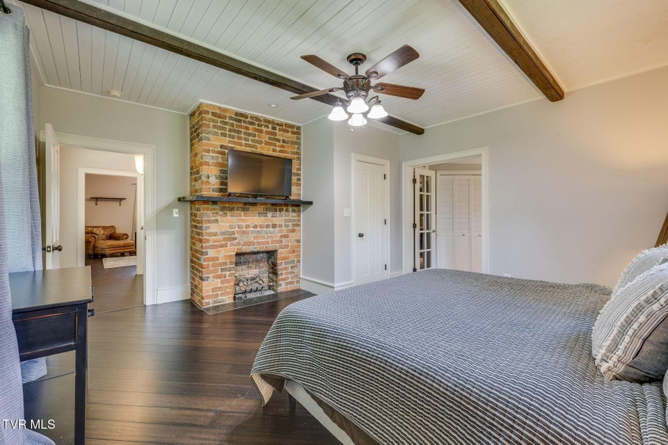 Photo #23: 1360 Cora Lane