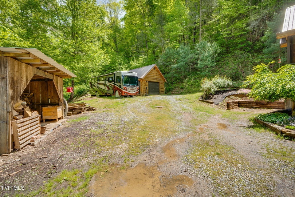 Photo #27: 556 Underwood Springs Branch Road