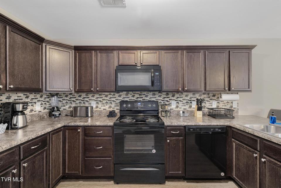 Photo #10: 2927 Watauga Road