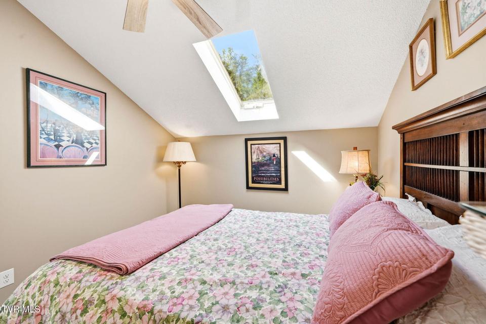 Photo #25: 304 Arbor Terrace
