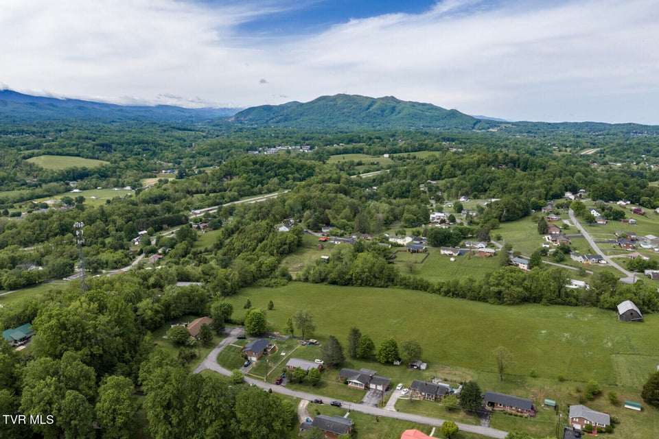 Photo #4: 0 Sunny View Court