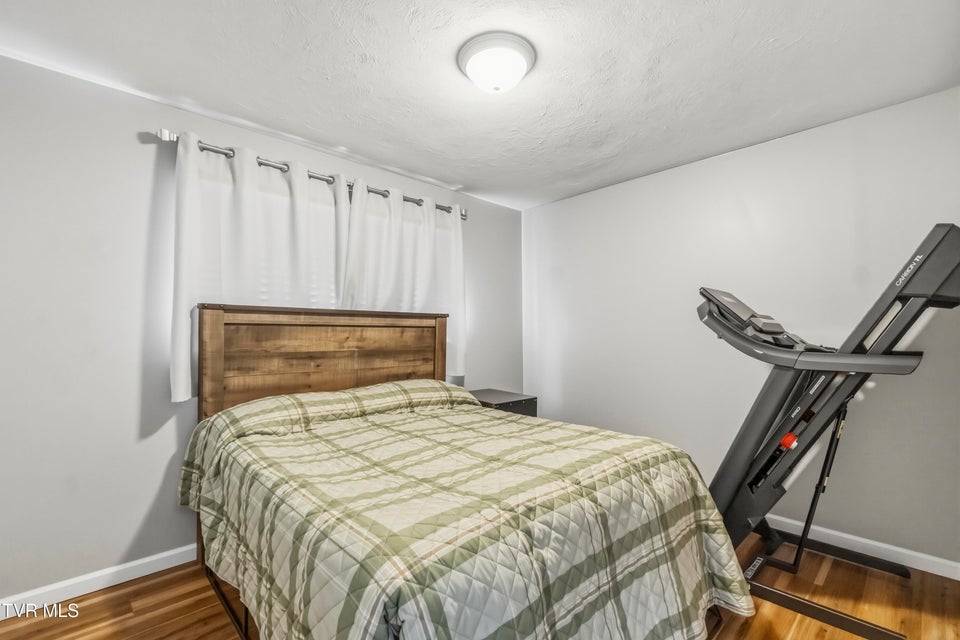 Photo #5: 12 Lorraine Street