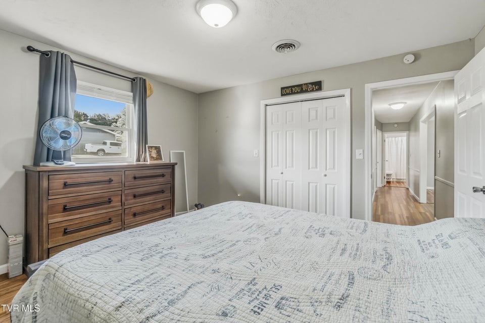 Photo #7: 12 Lorraine Street