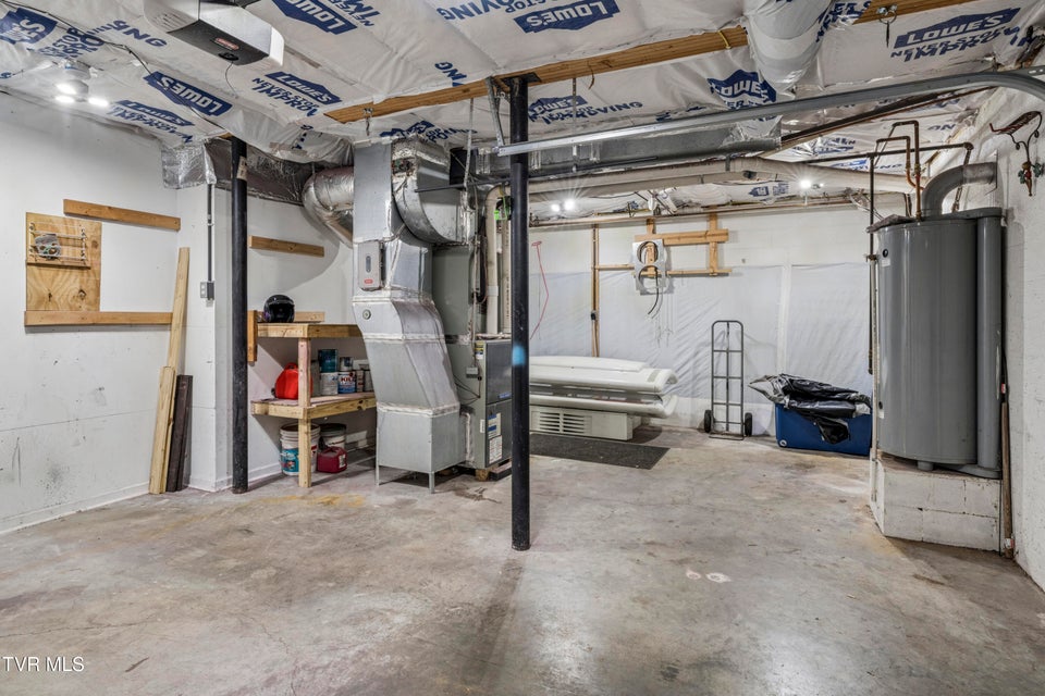 Photo #49: 802 Chestnut Avenue