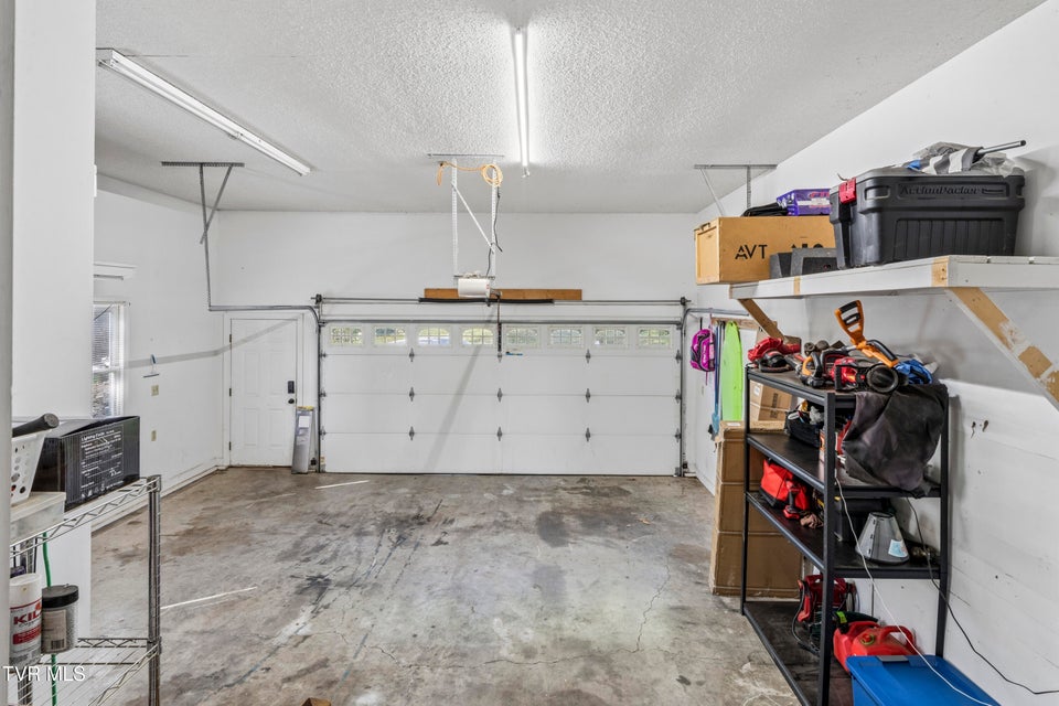 Photo #50: 802 Chestnut Avenue