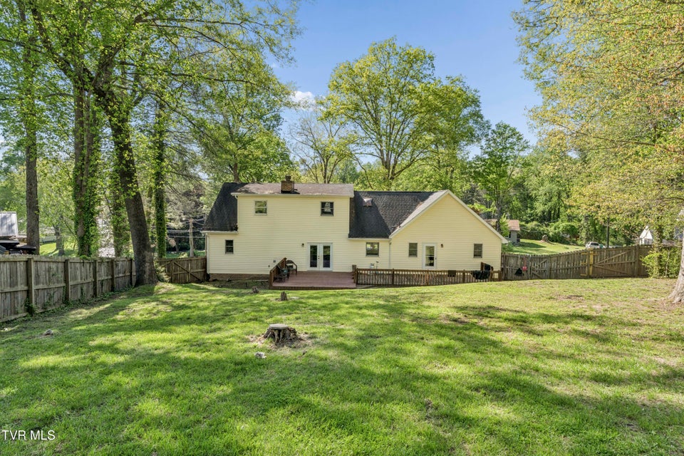 Photo #55: 802 Chestnut Avenue