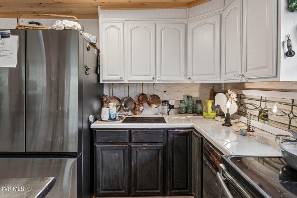 Photo #29: 278 Old Butler 