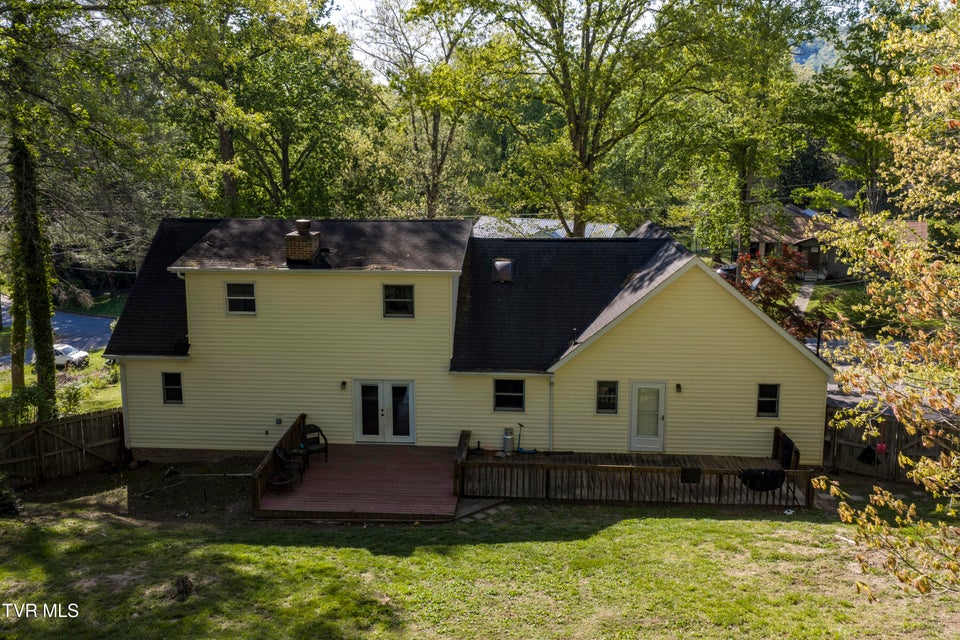 Photo #67: 802 Chestnut Avenue