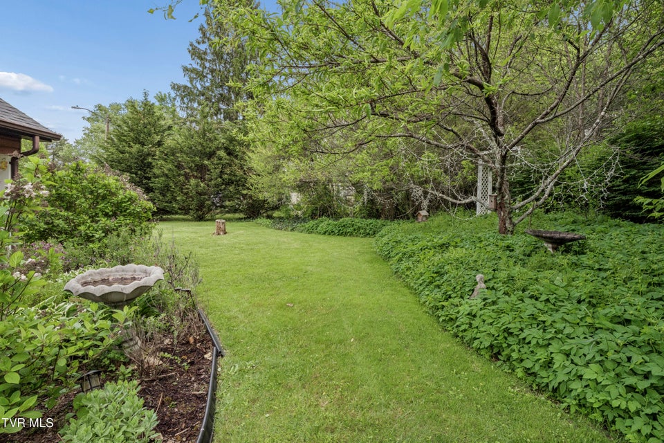 Photo #16: 278 Old Butler 