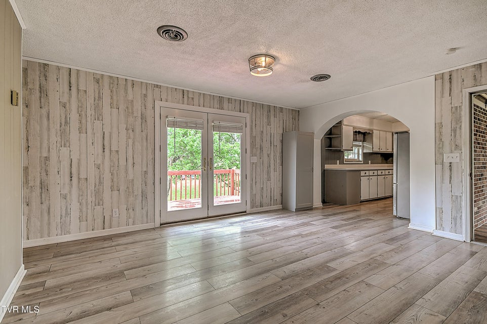 Photo #7: 101 Garden Circle