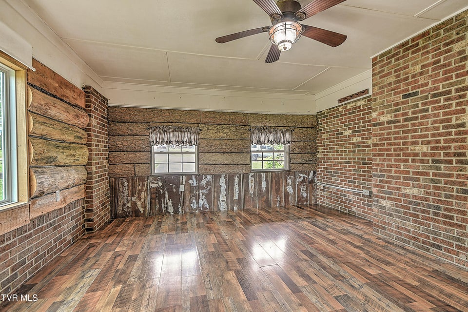 Photo #15: 101 Garden Circle