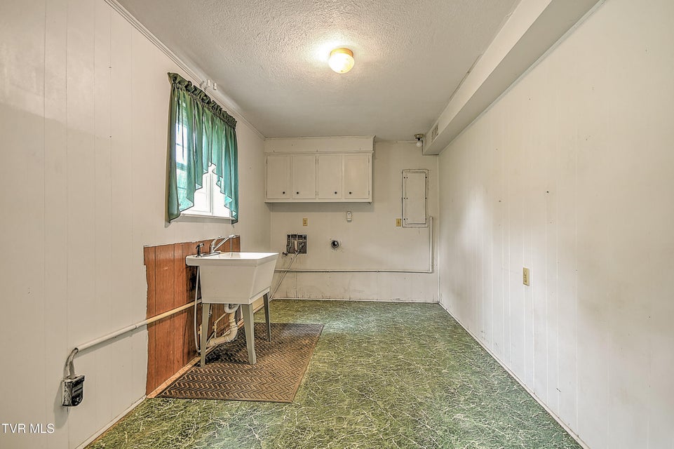 Photo #31: 101 Garden Circle