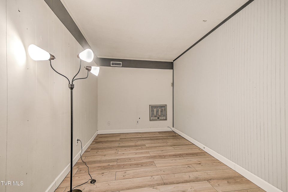 Photo #32: 101 Garden Circle