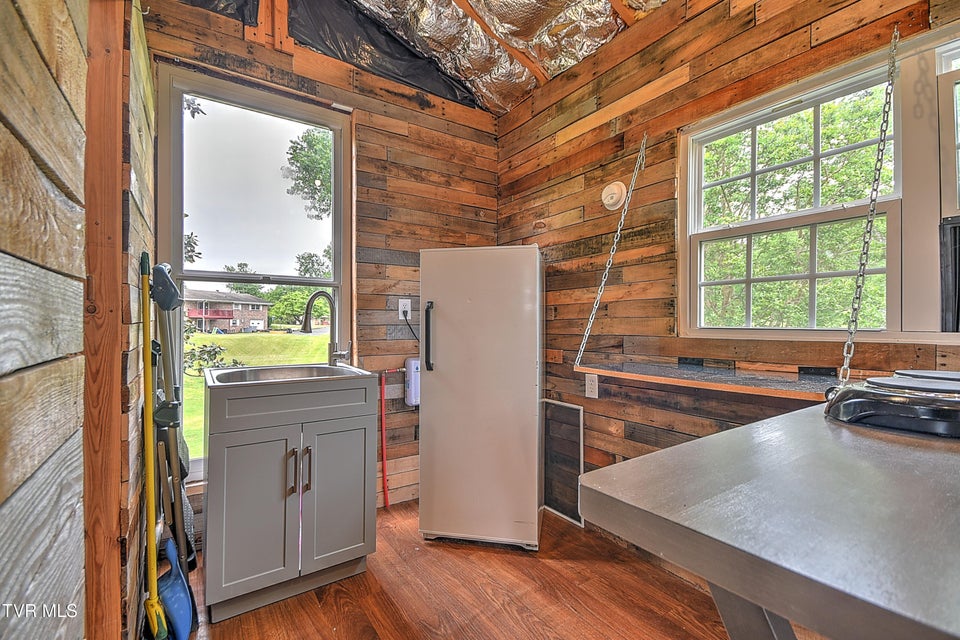 Photo #40: 101 Garden Circle