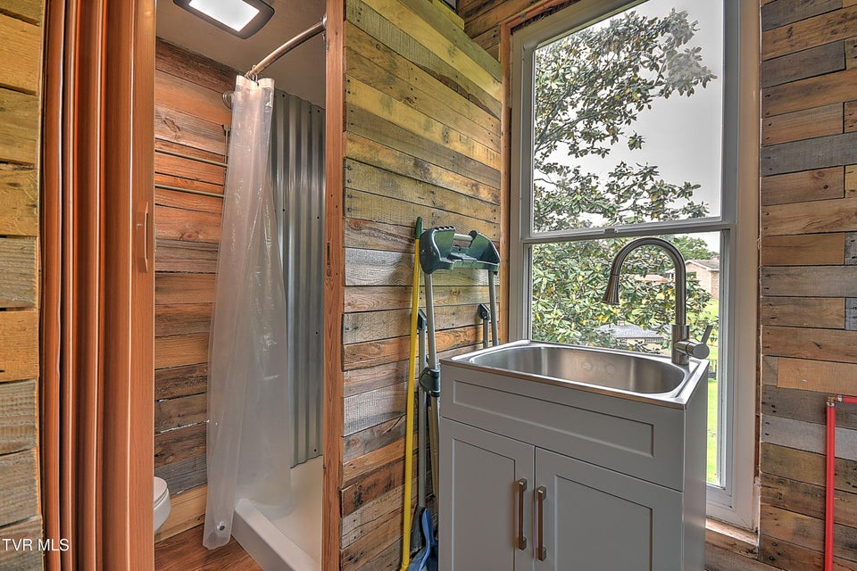 Photo #42: 101 Garden Circle