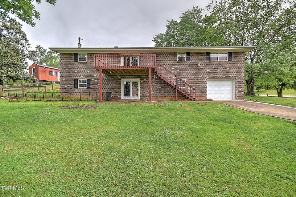 Photo #46: 101 Garden Circle