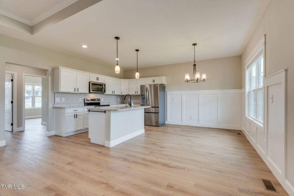 Photo #9: 225 Old Stage Road