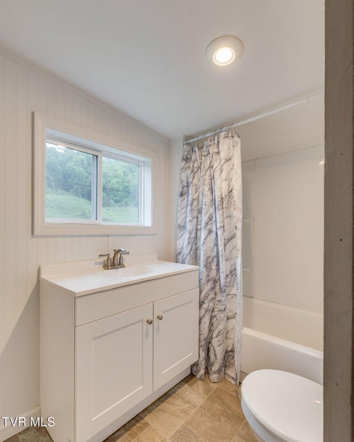 Photo #20: 3304 Thornton Drive