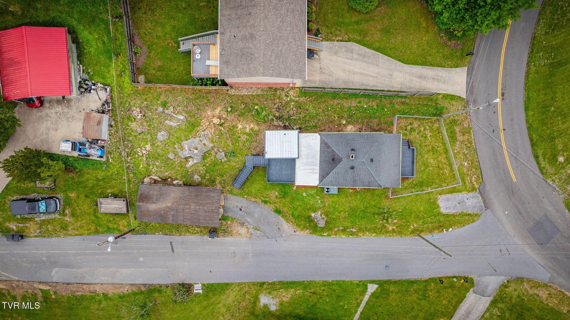 Photo #26: 3304 Thornton Drive