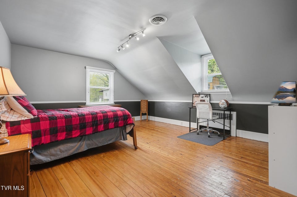 Photo #36: 205 Highland Avenue