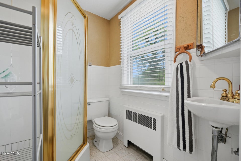 Photo #29: 205 Highland Avenue