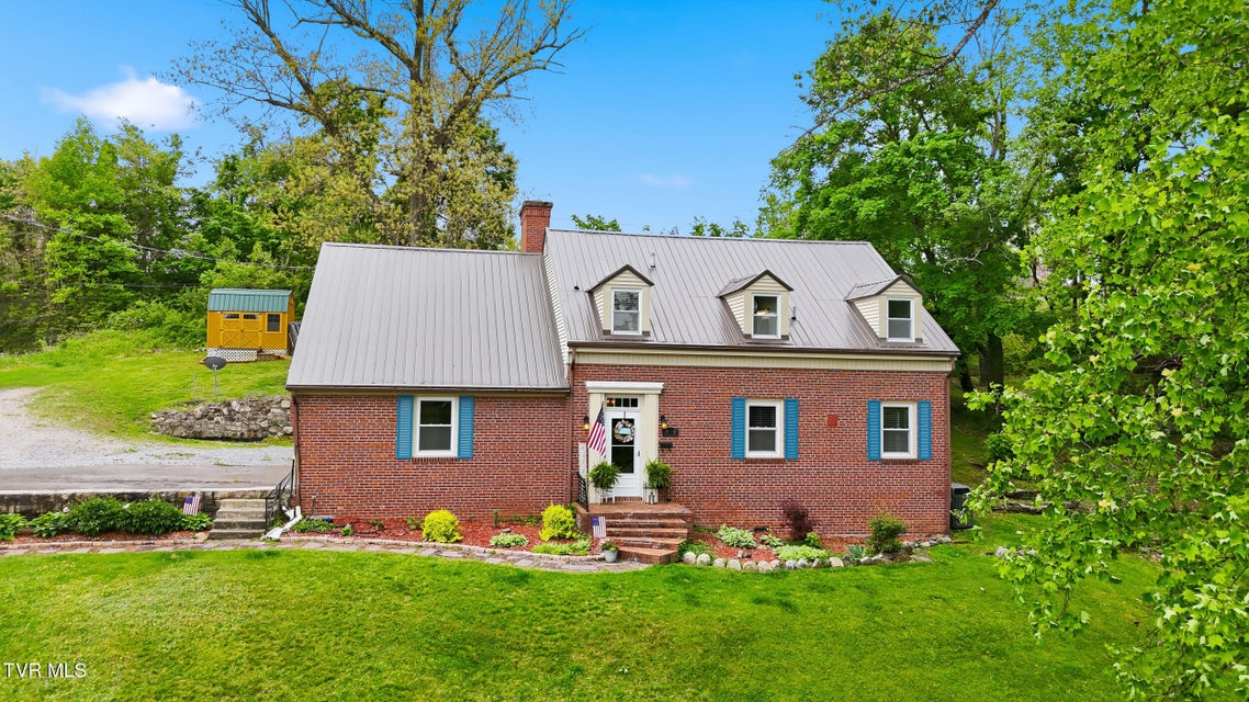 Photo #3: 205 Highland Avenue