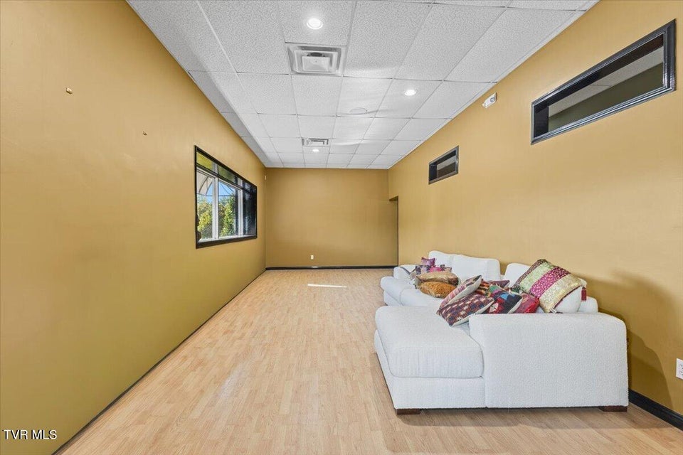 Photo #10: 5602 Kingsport Highway