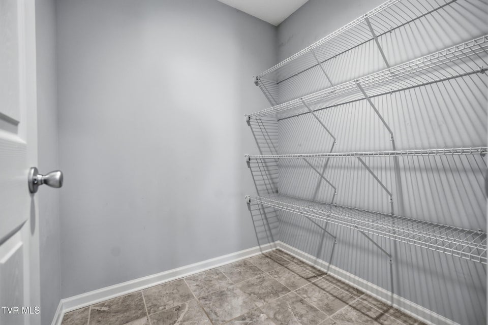 Photo #14: 916 Lona Lane