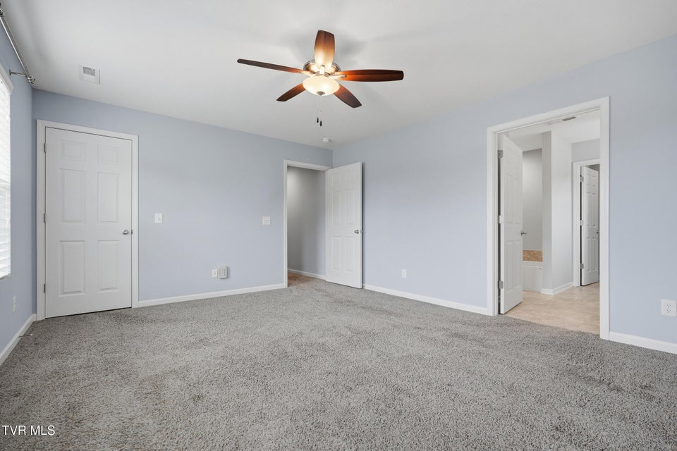 Photo #22: 916 Lona Lane