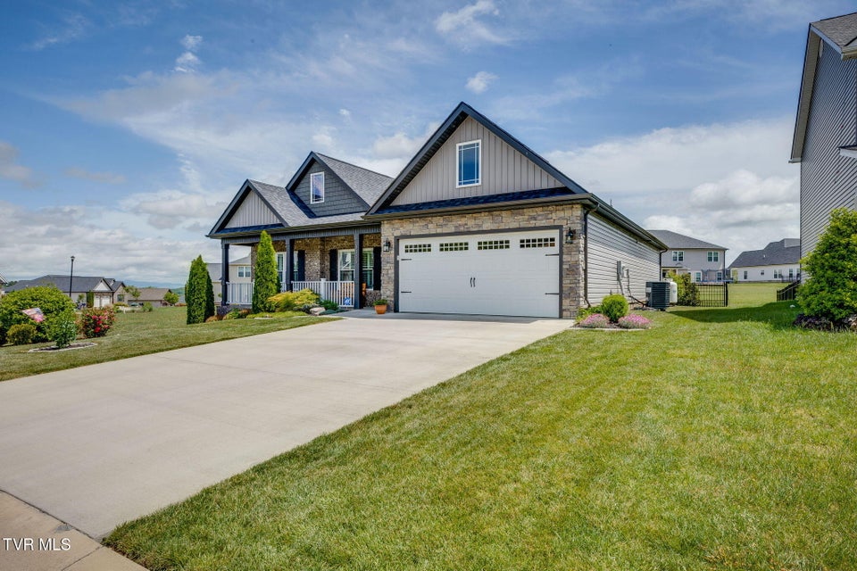 Photo #3: 3305 Cottage Green Court