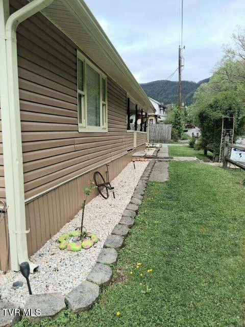 Photo #25: 2301 Monarch Road