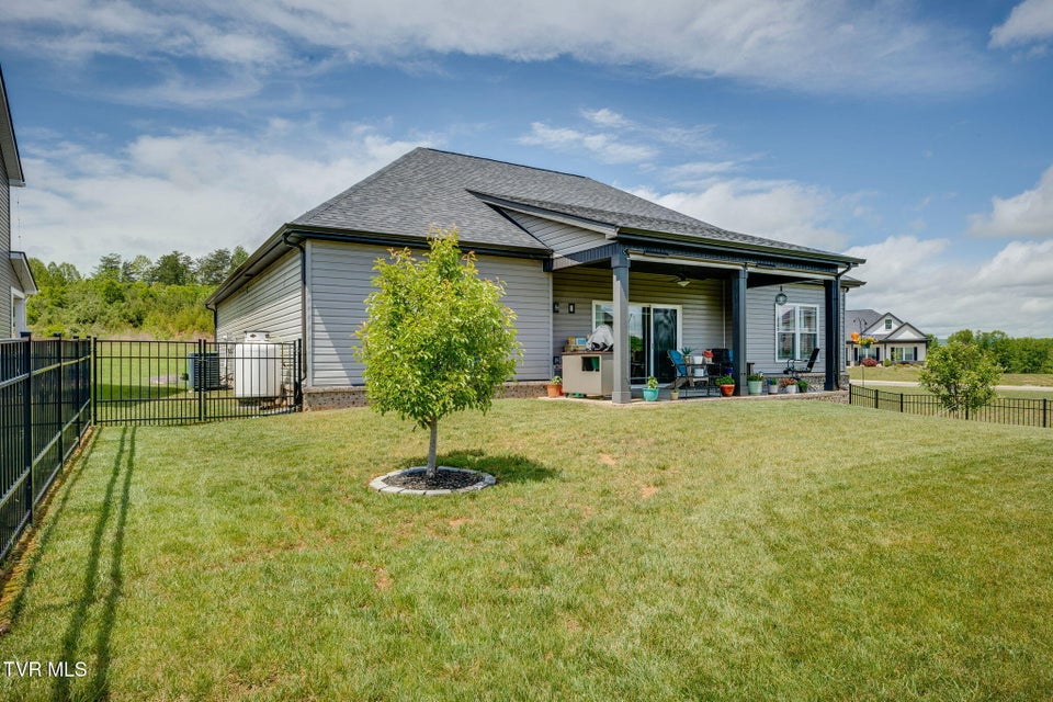 Photo #31: 3305 Cottage Green Court