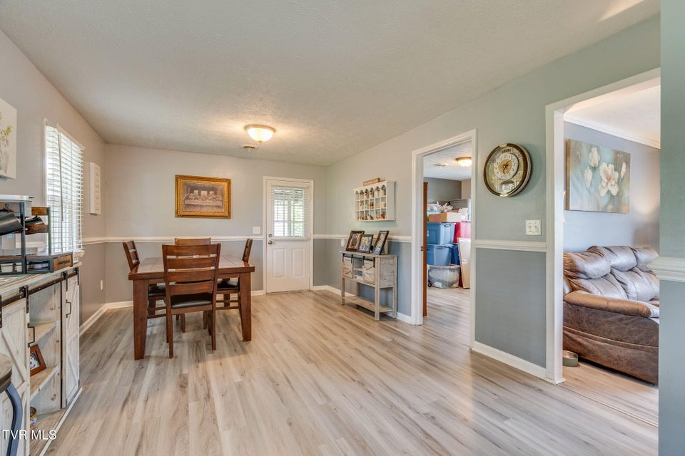 Photo #7: 408 Rainbow Circle